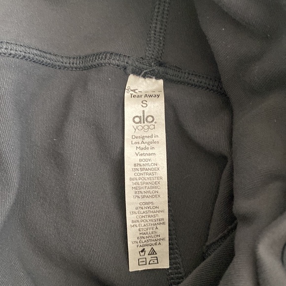 Alo yoga Moto legging 🌟 - Picture 4 of 8